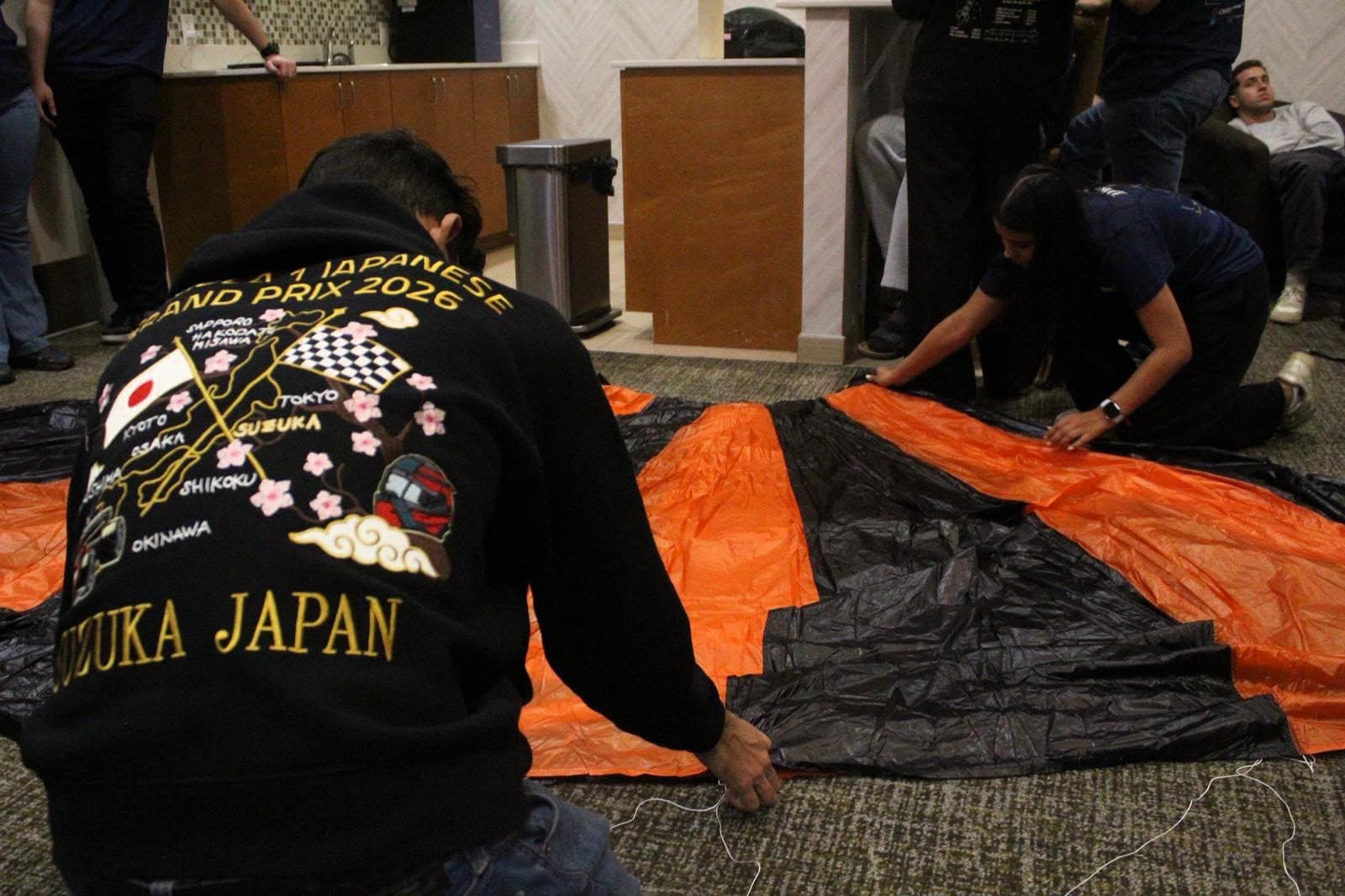 Folding and packing the main parachute